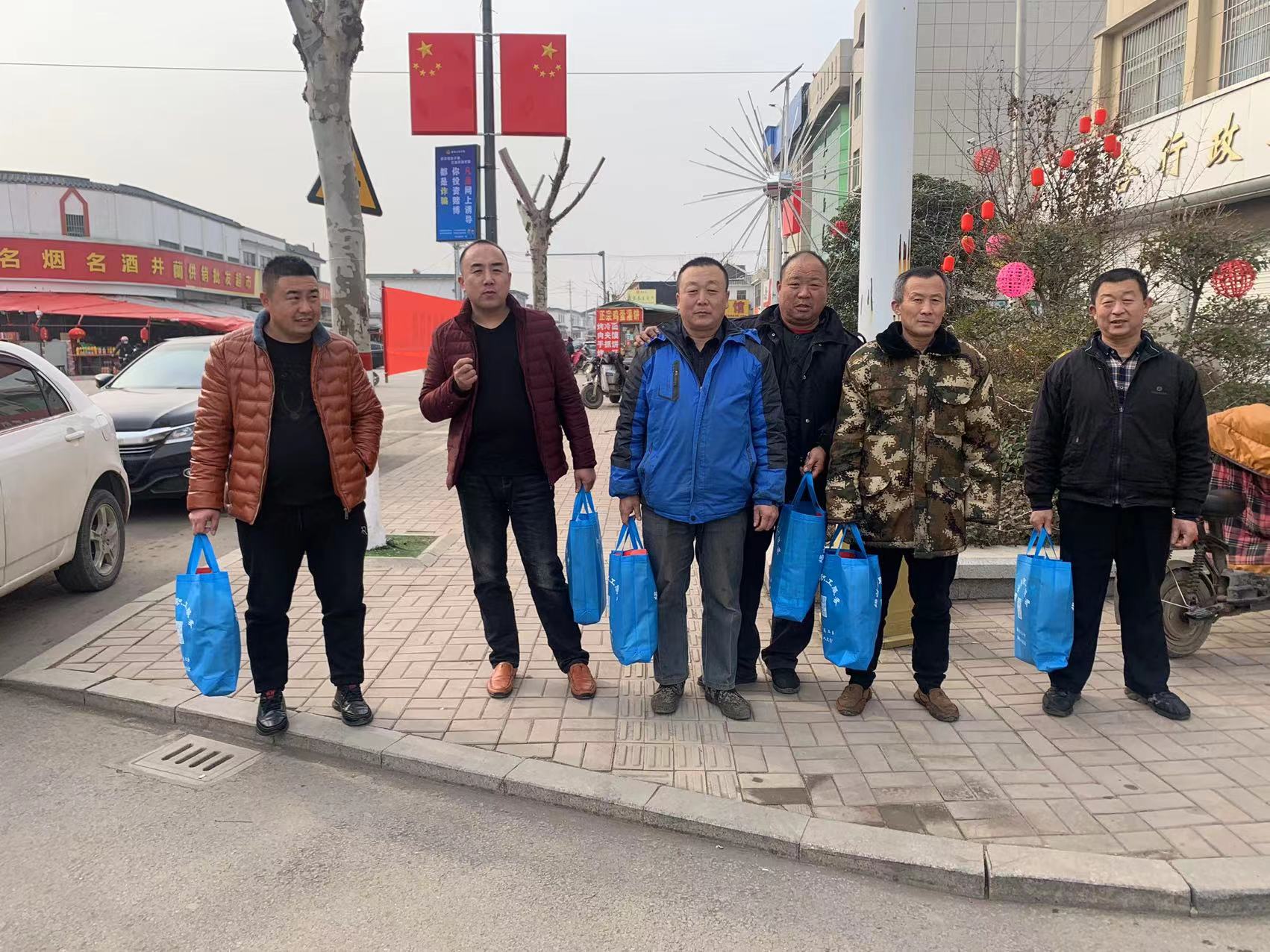 货车司机.jpg